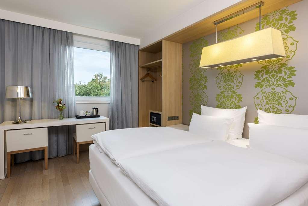 Nh Ludwigsburg Hotel Phòng bức ảnh