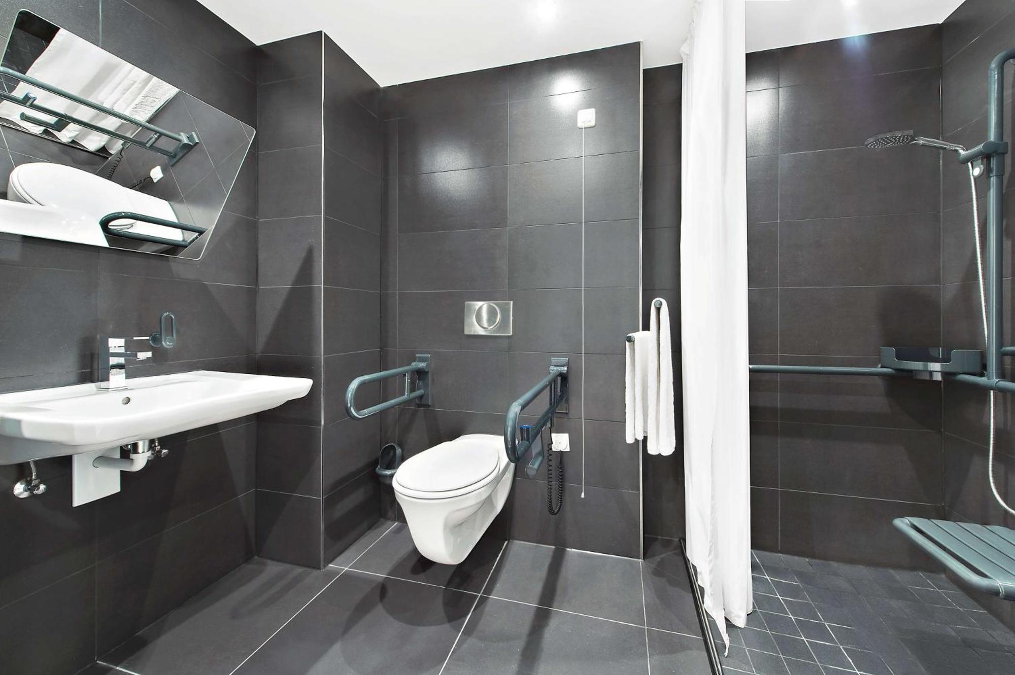 Nh Ludwigsburg Hotel Ngoại thất bức ảnh